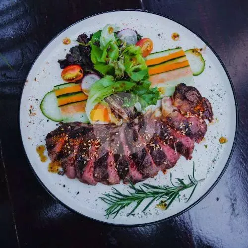 Sirloin meltic steak